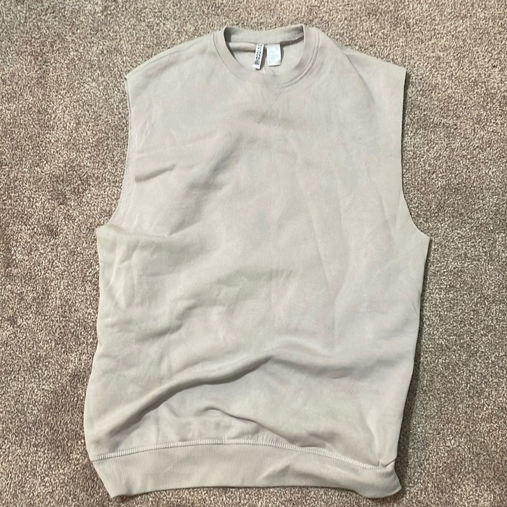 H&M sleeveless sweatshirt